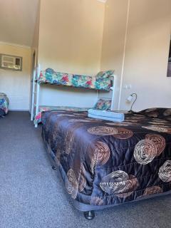 Wentworth Central Motor Inn - Wentworth - 6