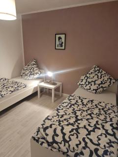 Exklusives Apartment in Geilenkirchen für 6 Personen mit Dachterasse und Wintergarten - Geilenkirchen - 3