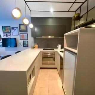 Stylish 1 Bedroom Apartment In Sydney CBD and Gym - 5