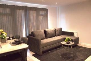 Luxury 3 bedroom house in Harlow, Essex - 9
