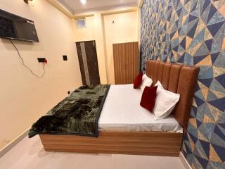 TEMPLE TOWN HOMES durgakund near assi ghat - Benares - 5