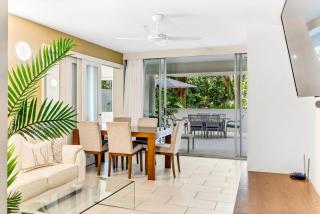 Belle Escapes Drift Beachfront Resort Suite 3207 - Palm Cove - 9