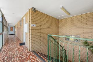 Raceview Motor Inn - 3