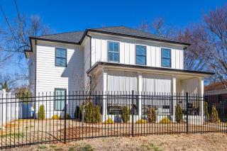 The Heights Compound Near Mercedes Benz Stadium - Atlanta - 9