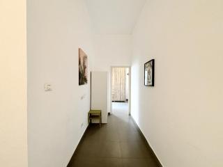 HaYarkon Seaside - 1 Bedroom & Balcony By Vacay - Tel Aviv - 2