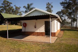 Benmore Lodge - - 4