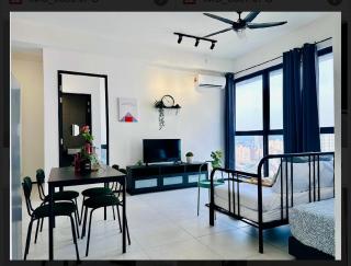 Spacious 3BR Retreat Comfort & Style in the City 2-10pax - Jelutong - 8