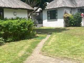The Thatches - Kei Mouth - 3
