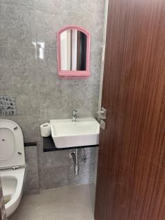 Pixiestays 2bhk Malad west - 4