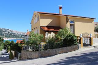 Apartments Capic Z - Baška - 0