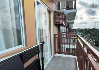 Resort in Puerto Princesa City with a Balcony, FREE Gym & FREE Pool near Airport up to 5pax- B2 6LusterA - Puerto Princesa - 1