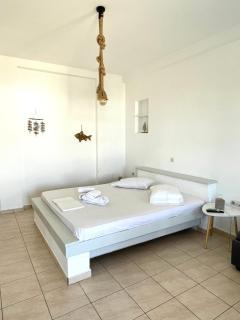 Iosub Houses & Studios - Cosy Seaside House in Koumbara - 4