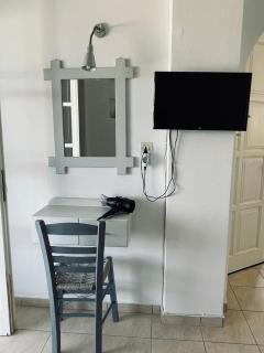 Iosub Houses & Studios - Cosy Seaside House in Koumbara - 2