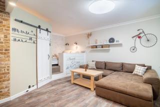 Stylish Urban Condo - Bratislava - 6