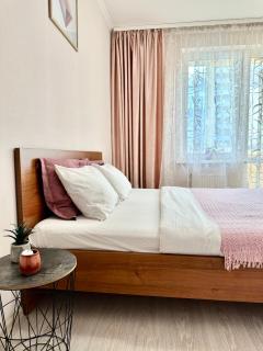 Apartments with a coffee machine in the city center, near a park and Zlata Plaza - Rivne - 3