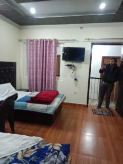 Jbk hotel Utterkashi - 3