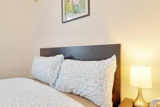 Spacious 4 Bedroom Home - Sleeps Up to 9 Guests - 2