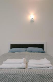 Roneey Lux Apartment - Batumi - 9