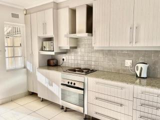 Lovely 2bedroom apartment - 6