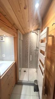 Beautiful chalet with garden close to the slopes - Megève - 2