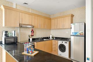 Silkhaus Homey 2BR at Mayfair Tower in Business Bay - 2