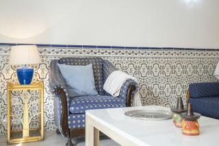 Areias de São João 2BR Apartment - Shared Pool & Terrace, by Hopstays - Albufeira - 2