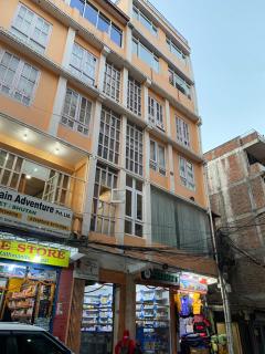 Charming Industrial studio apartment - Catmandu - 8