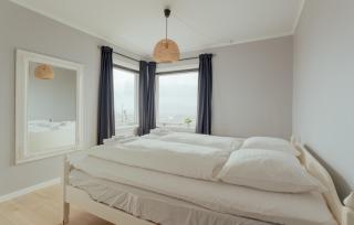 Spacious 3BR Apt - Parking - Near City Center - 6