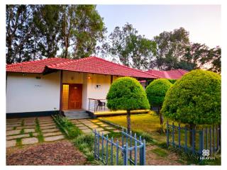 7 Heaven Villas & Resorts - Chikmagalūr - 9