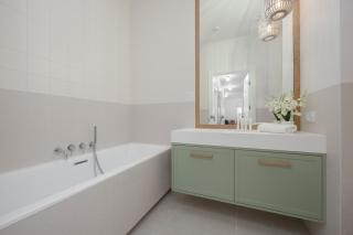 LUX Pastel Oasis Family Apartment with Parking & Gym by Renters Prestige - 5