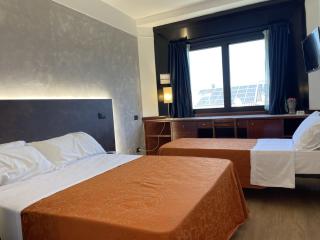 Hotel Sirena - B&B - Cesenatico - 2