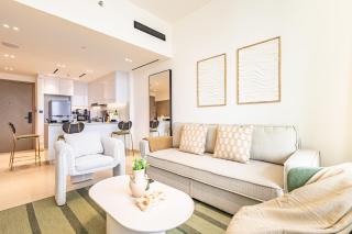 Scandinavian-Inspired Comfort - Designer's Pick - Full-size Pool - Heart of JVC - Brand New - 4