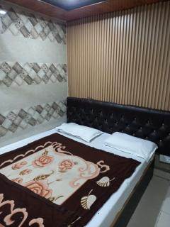 Kashi Guest house - Benares - 3