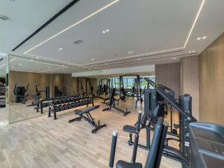 Scandinavian-Inspired Comfort - Designer's Pick - Full-size Pool - Heart of JVC - Brand New - 7