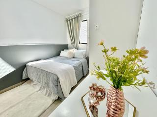 Apto 2 quartos mobiliado no Pina Recife - Ao lado do shooping Rio Mar - COMPLETO - Piscina em manutenção - 0