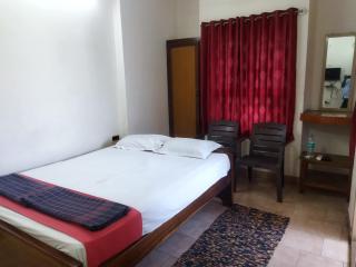 Visvam Guest House - Mayiladuthurai - 4