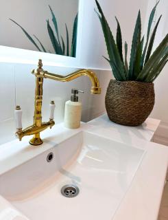 Exquisite 100qm an der Spree - Berlim - 8