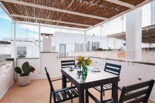 Seafront Apartments - Old Town Monopoli, Carlo V Castle - 9