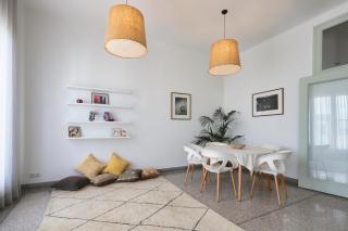 The 31 Grand Théâtre by IB Signature - Boho Chic 1BR Apt - with Wifi - Self check-in - 24 x7 Security - City View with terrace - Walk to Cafes! City Centre, Tram - Casablanca - 4