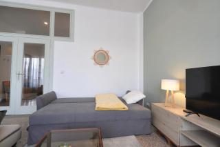 The 31 Grand Théâtre by IB Signature - Boho Chic 1BR Apt - with Wifi - Self check-in - 24 x7 Security - City View with terrace - Walk to Cafes! City Centre, Tram - Casablanca - 3