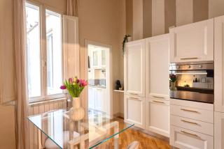 LOGGIA 17 Central APT - 1