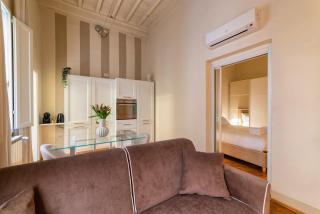 LOGGIA 17 Central APT - 6
