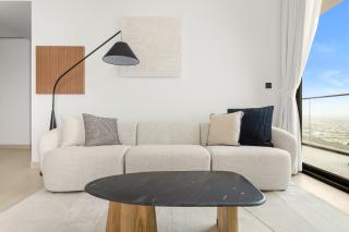 VayK - Luxury 2BR with Jacuzzi in JVC - 7