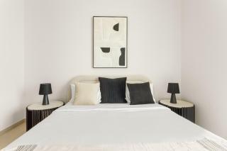 VayK - Luxury 2BR with Jacuzzi in JVC - 2