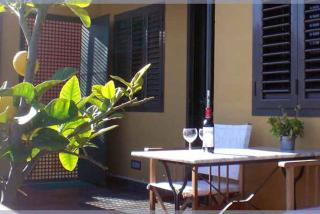 Anita's Bed and Breakfast - Barcelona - 3