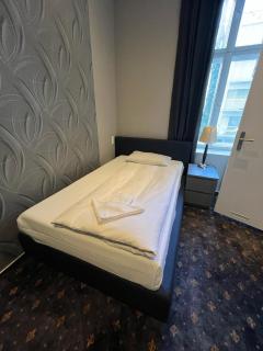 Hotel Gasteiner Hof - Berlim - 9