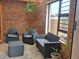 Dolphin View Guesthouse - Jeffreysbaai - 1