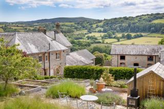 Linscott Farmhouse - Boutique retreat with hot tub and natural outdoor pool - Moretonhampstead - 6