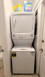 Spacious 5BR Private Home 5 minutes to Rodeo Drive with Hot Tub Spacious Backyard Parking - 2