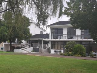 Skylight Guest House - 7